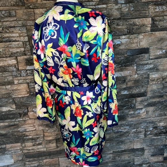 Valerie Stevens Floral Multicolor Sweater - Picture 13 of 16